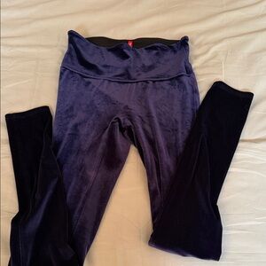 SPANX Midnight Velvet Leggings Size Medium G9